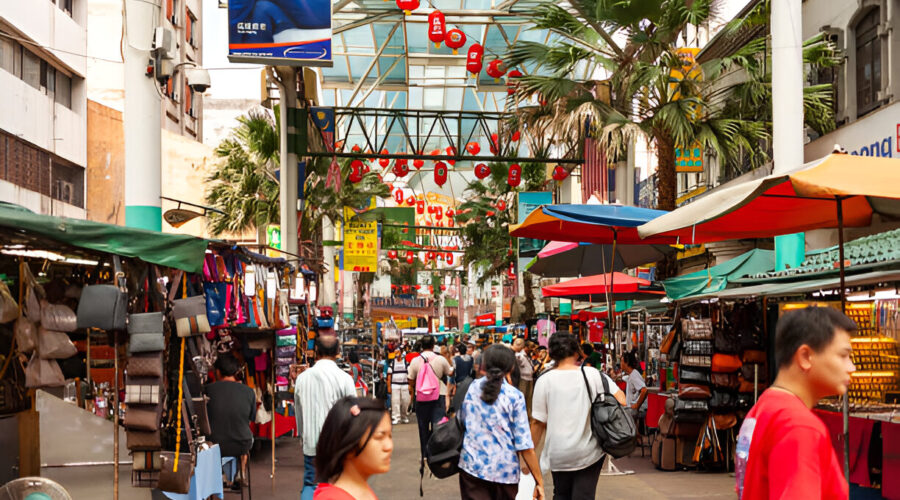 Local Markets and Flea Markets: A Guide to Popular Markets in Malaysia